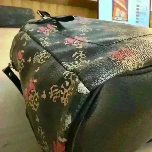 Disney Minnie Mouse Icon Leopard Print Mini Backpack - Picture 7 of 9